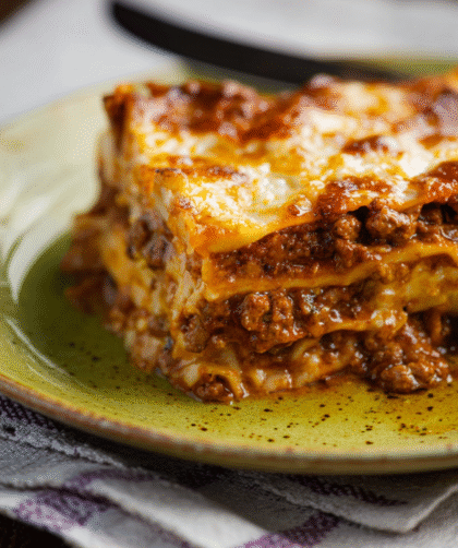 Paula Deen Lots of Meat Lasagna Recipe