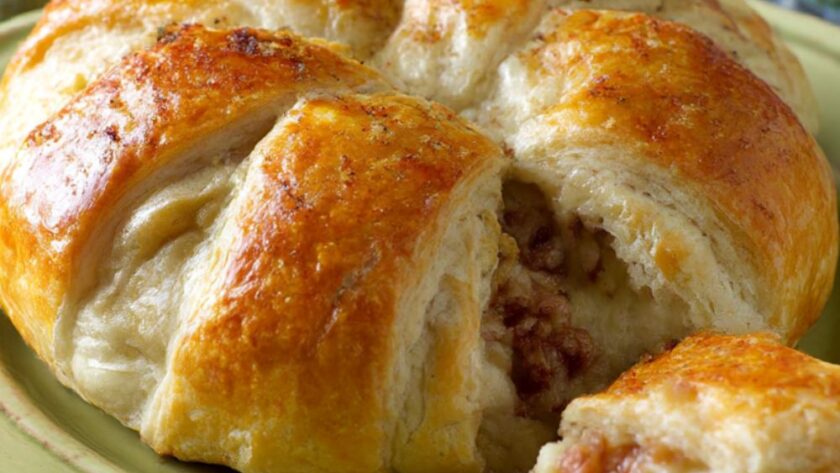 Paula Deen Brie en Croute Recipe