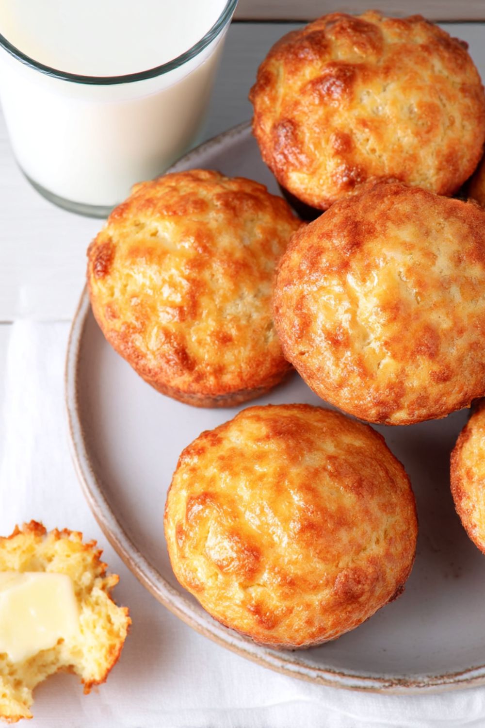 Paula Deen Sour Cream Muffins Recipe - Sandra Kitchen