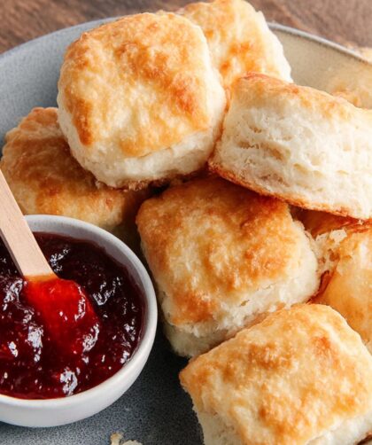 Bobby Flay Buttermilk Biscuits Recipe