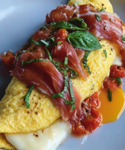 Bobby Flay Omelet with Prosciutto, Roasted Peppers, Fresh Mozzarella, Basil Recipe