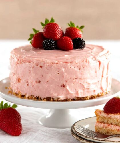 Paula Deen Simply Delicious Strawberry Cake Recipe